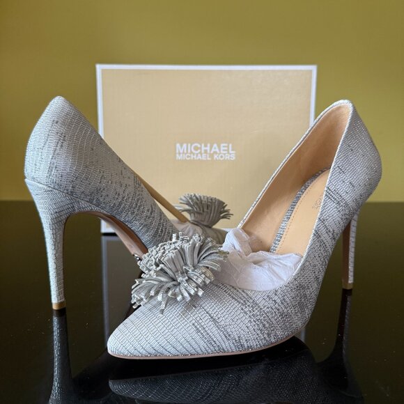 Michael Kors Lolita Metallic Silver Pom Leather Pump Heels Size 7M - Picture 1 of 8